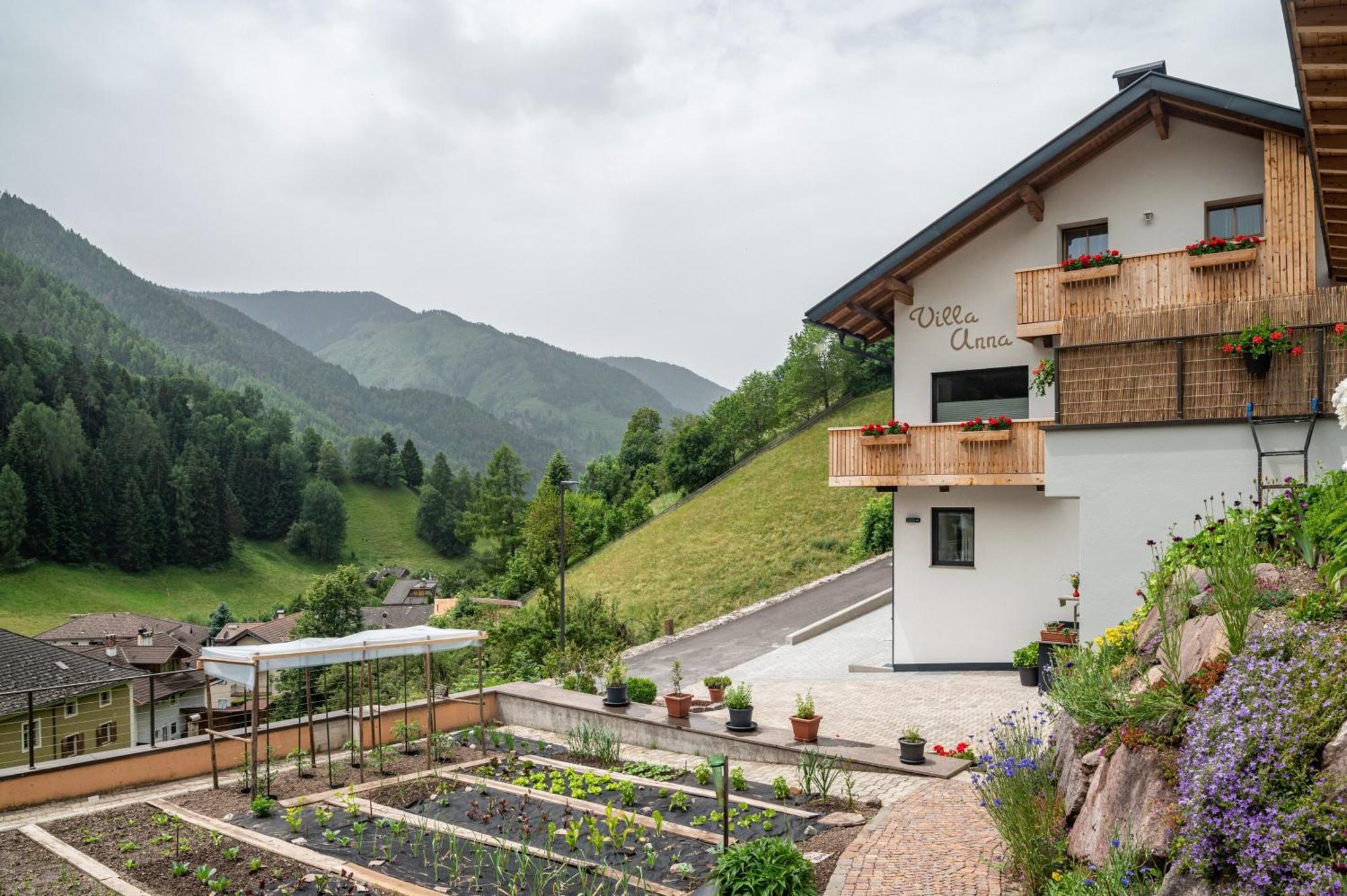 Villa Anna Villnoess San Pietro  Exterior photo